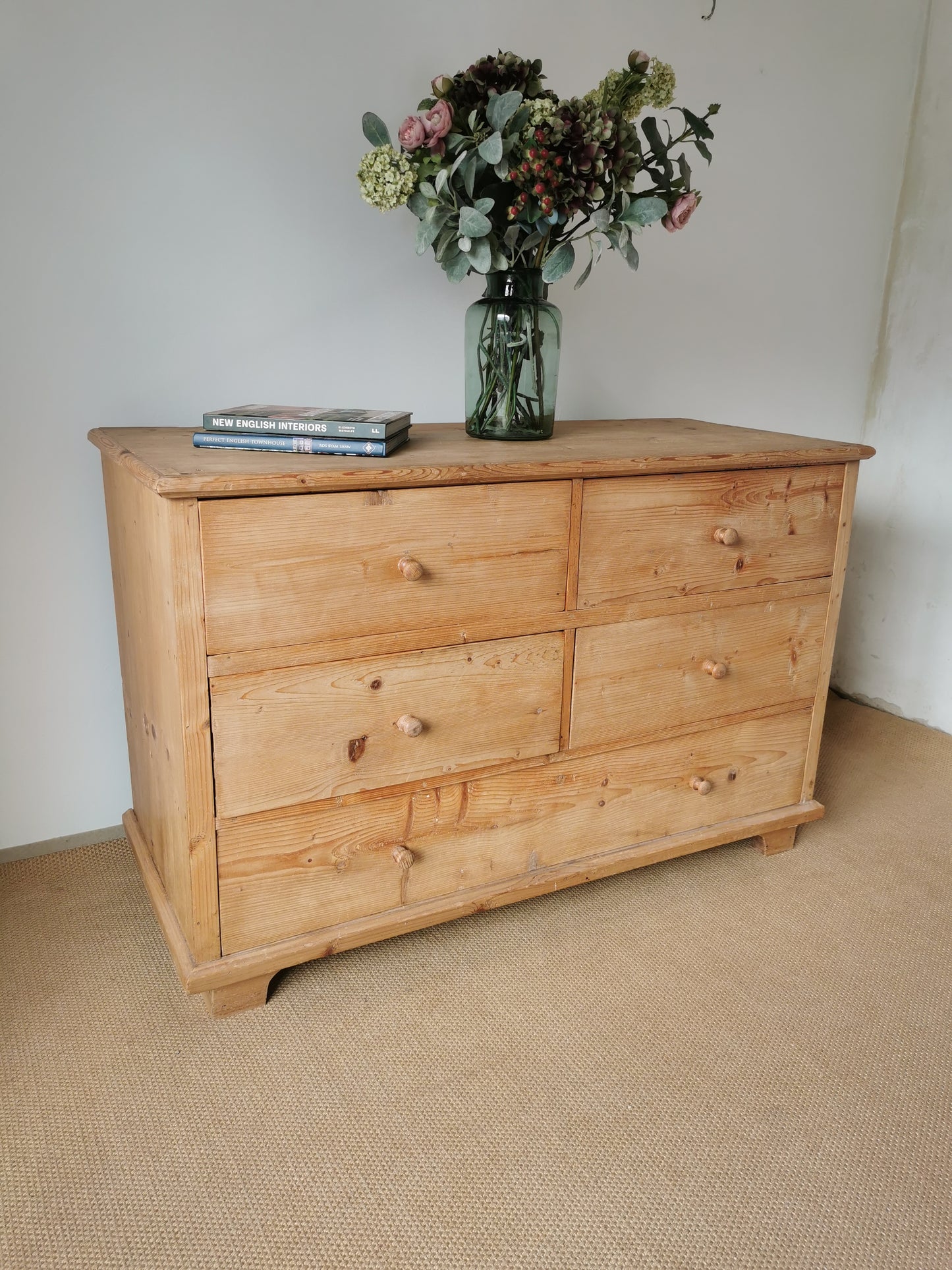 Pine Chest of Drawers