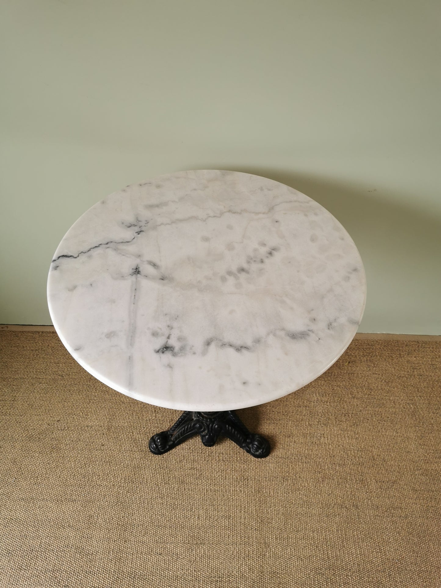 French White Marble - Round