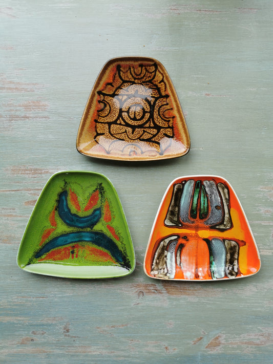 Poole Pottery Delphis Dish No. 81